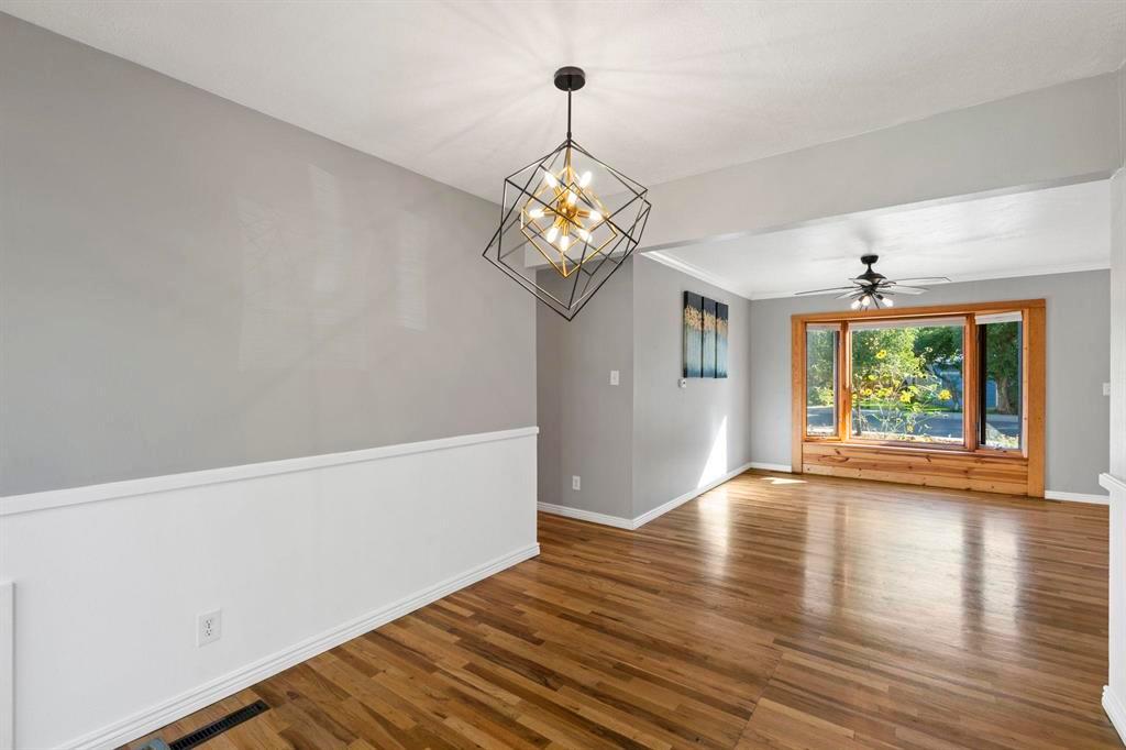 Durango, Colorado, 81301, United States, 3 Bedrooms Bedrooms, ,2 BathroomsBathrooms,Residential,For Sale,1947970