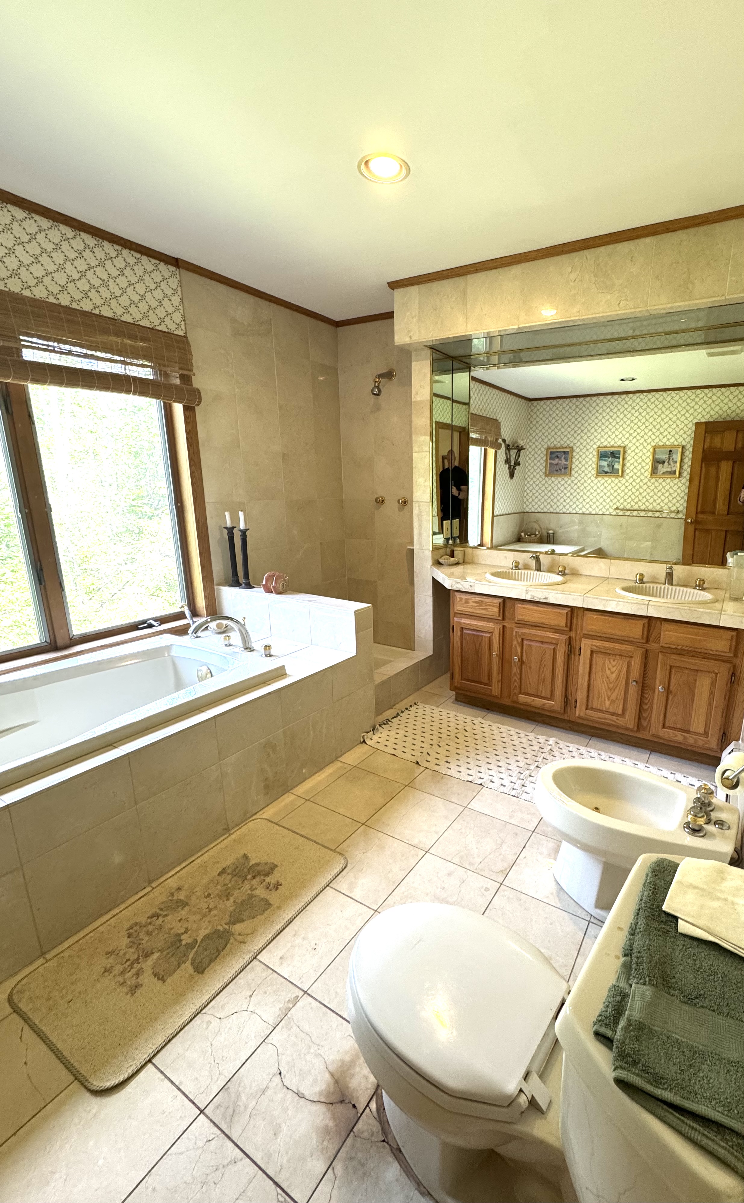 Greenville, New York, 12083, United States, 4 Bedrooms Bedrooms, ,4 BathroomsBathrooms,Residential,For Sale,1928257