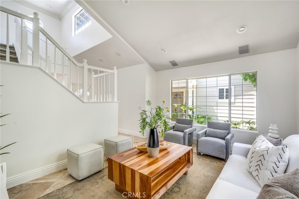 Costa Mesa, California, 92627, United States, 3 Bedrooms Bedrooms, ,2 BathroomsBathrooms,Residential,For Sale,1847589