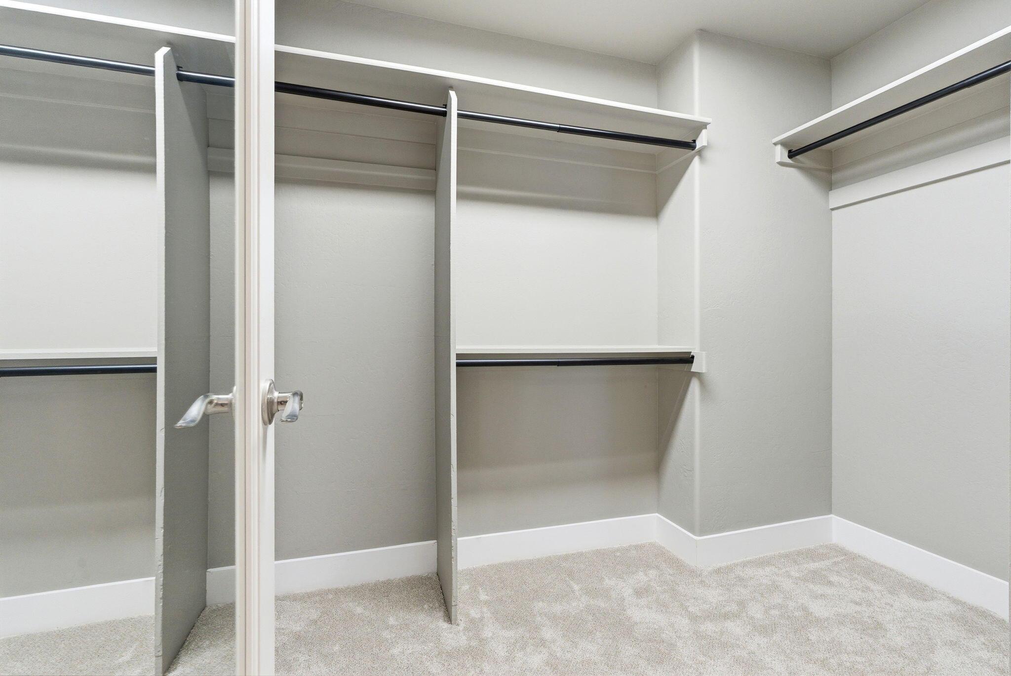 Bakersfield, California, 93314, United States, 4 Bedrooms Bedrooms, ,3 BathroomsBathrooms,Residential,For Sale,1996652