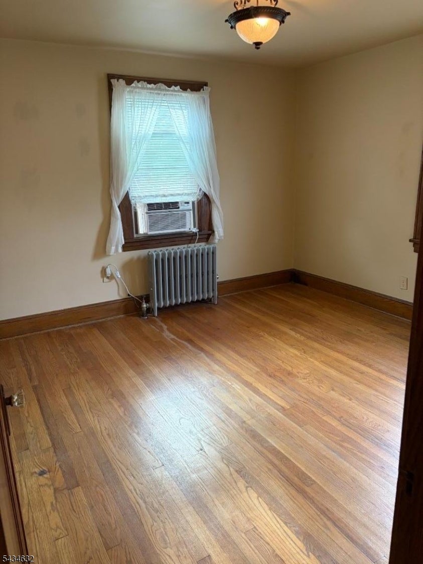 Bloomfield Twp., New Jersey, 07003, United States, 3 Bedrooms Bedrooms, ,1 BathroomBathrooms,Residential,For Sale,2048064