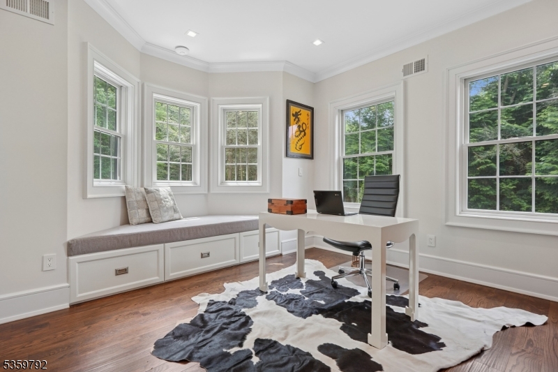 Millburn Twp., New Jersey, 07078, United States, 7 Bedrooms Bedrooms, ,9 BathroomsBathrooms,Residential,For Sale,1838878