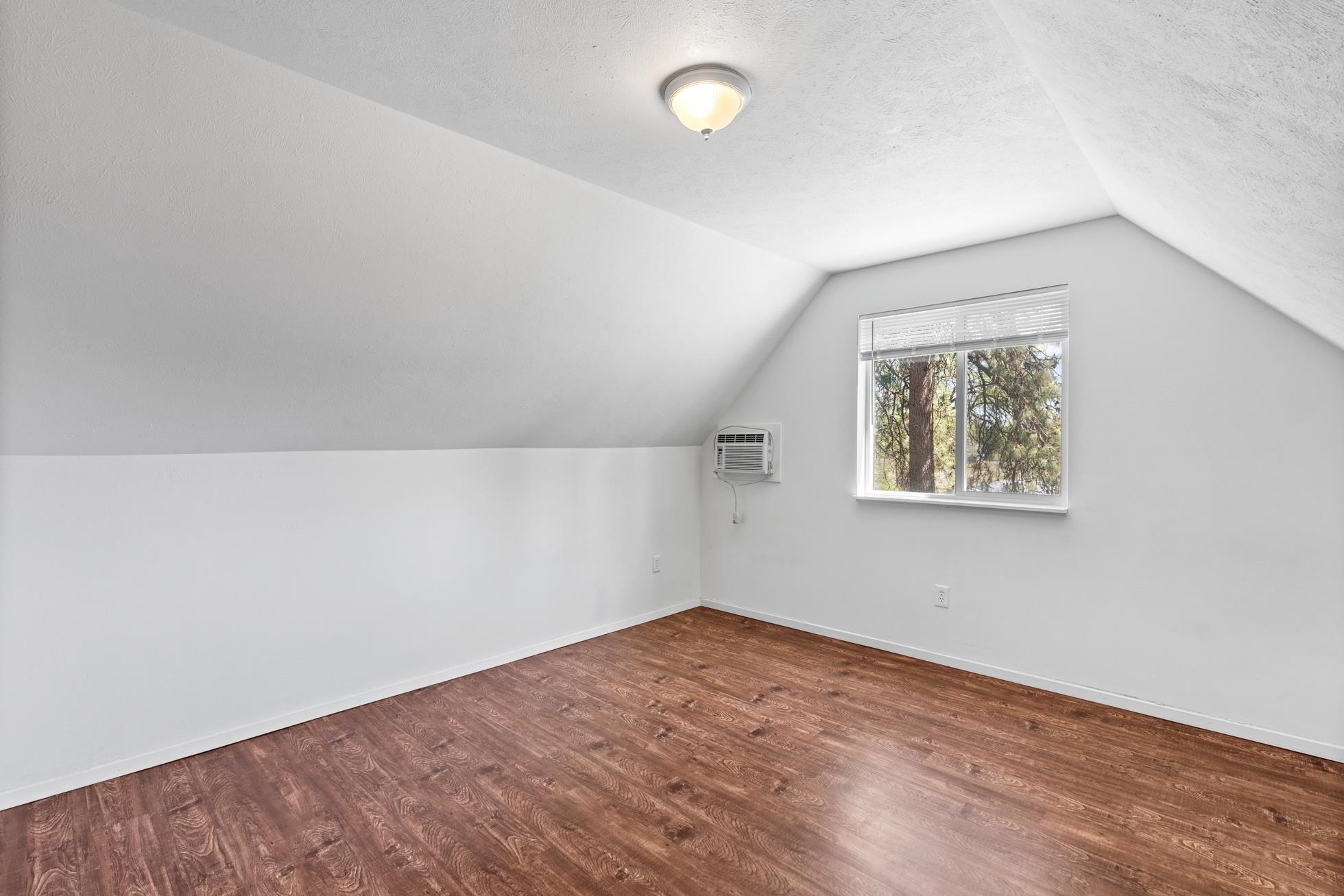 Mead, Washington, 99021, United States, ,Residential,For Sale,1936912