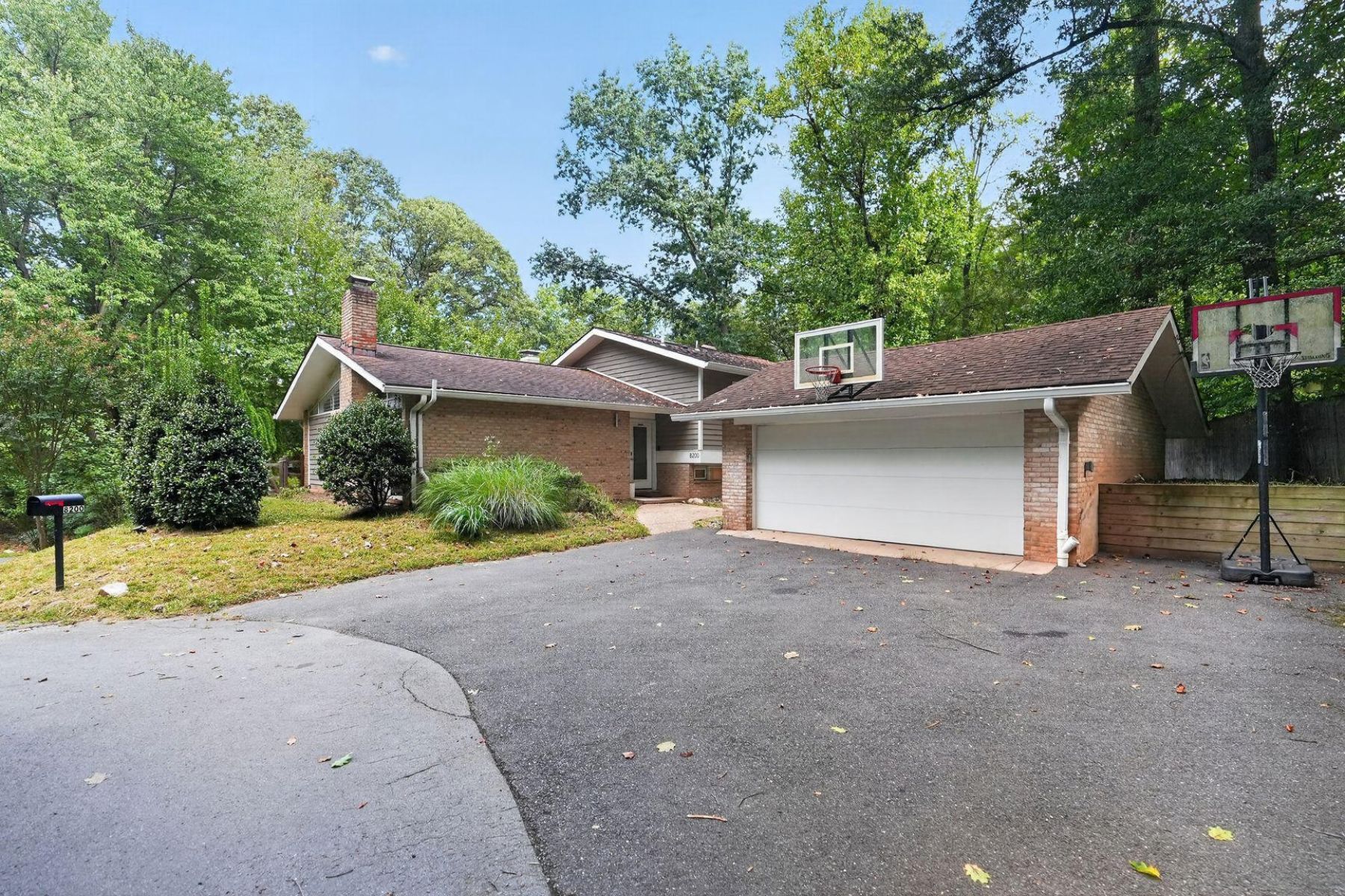  8200 Stone Trail Drive, Bethesda, MD, 20817 - 物件實景