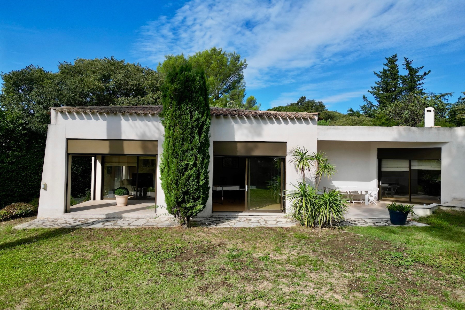  ARCHITECT-DESIGNED VILLA - NÎMES - 物件實景