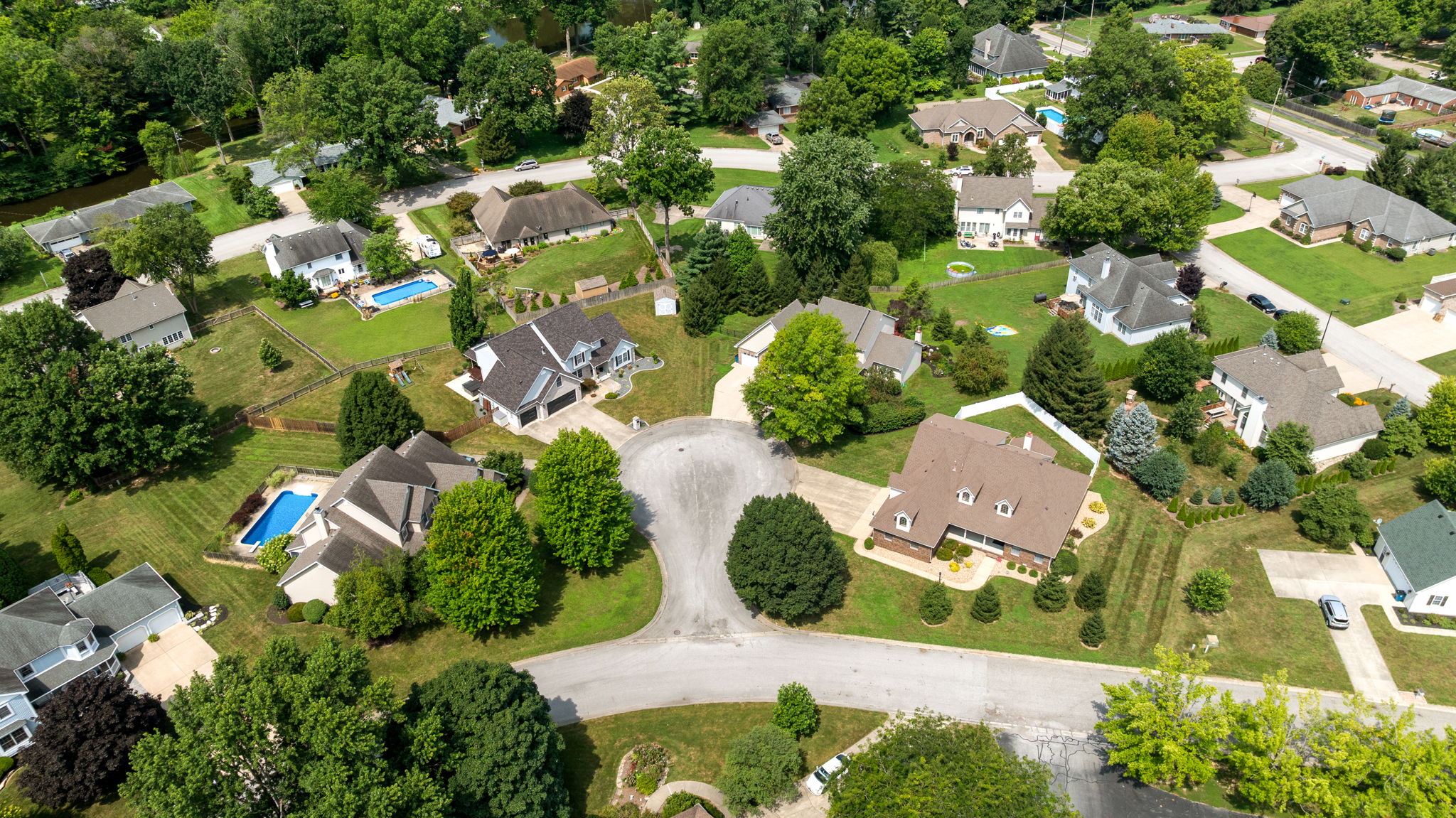 Terre Haute, Indiana, 47803, United States, 5 Bedrooms Bedrooms, ,4 BathroomsBathrooms,Residential,For Sale,1942533