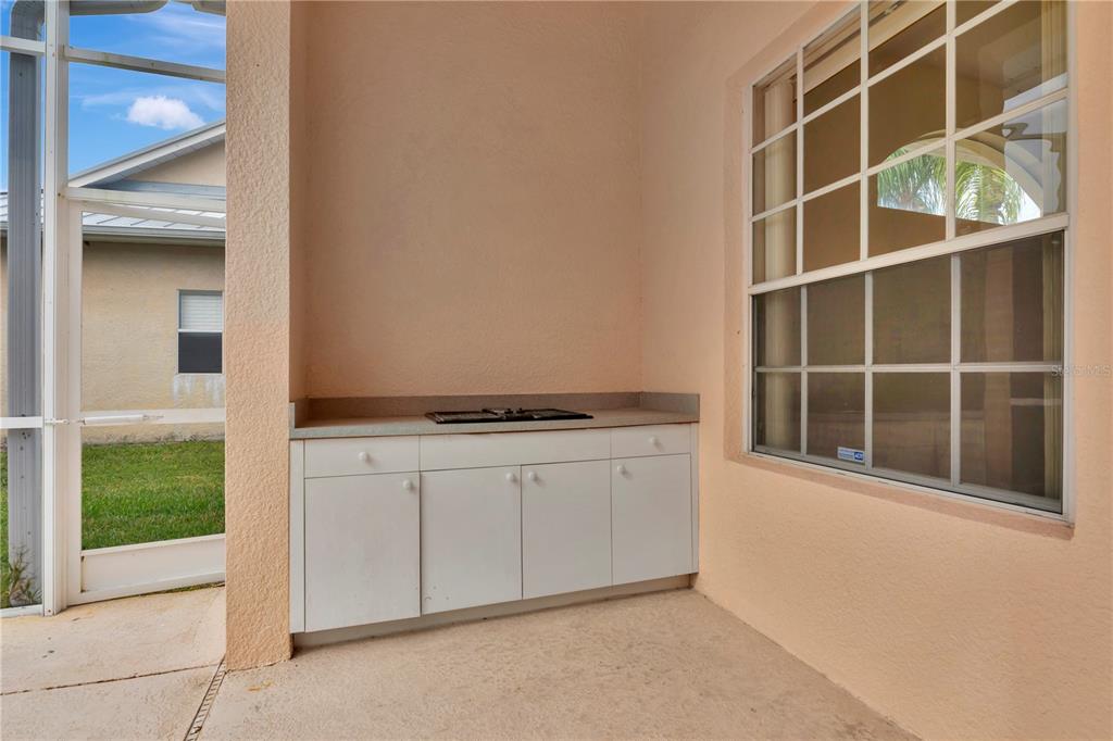 Tarpon Springs, Florida, 34689, United States, 3 Bedrooms Bedrooms, ,2 BathroomsBathrooms,Residential,For Sale,2003461