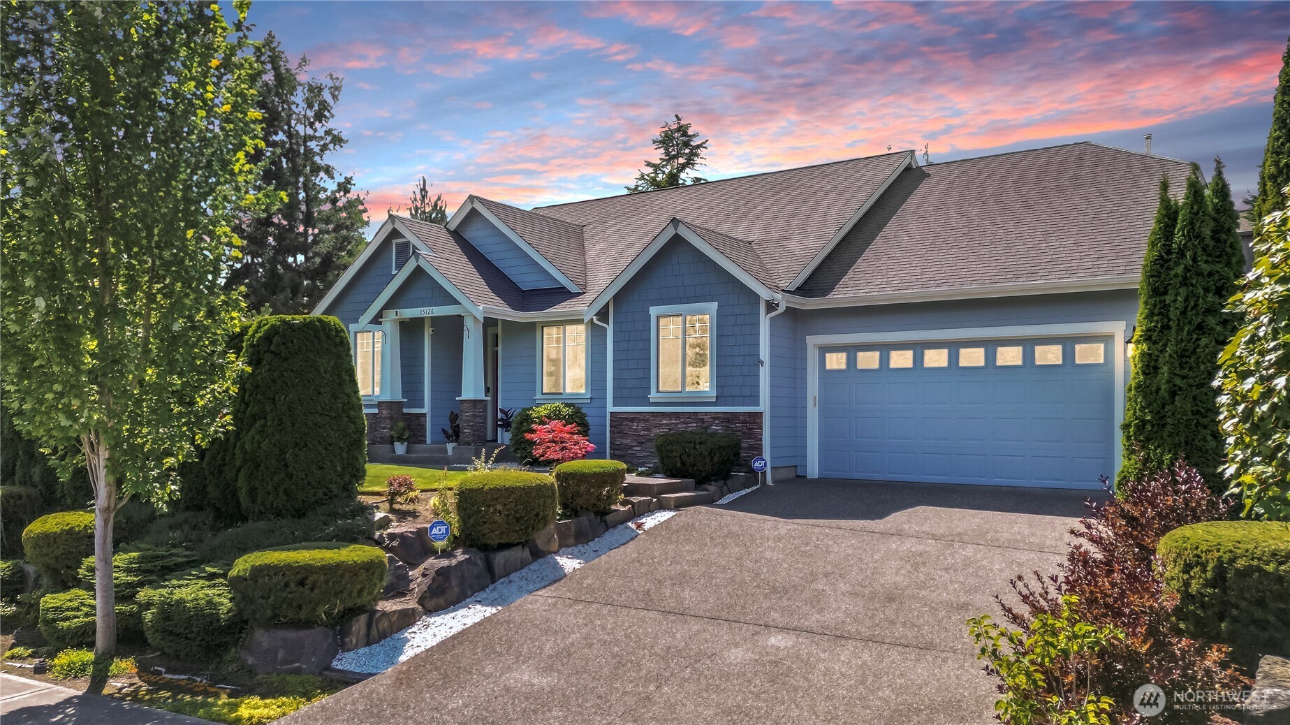 Puyallup, Washington, 98375, United States, 3 Bedrooms Bedrooms, ,3 BathroomsBathrooms,Residential,For Sale,1918513