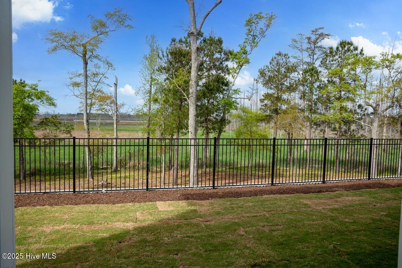 Castle Hayne, North Carolina, 28429, United States, 4 Bedrooms Bedrooms, ,5 BathroomsBathrooms,Residential,For Sale,1847333