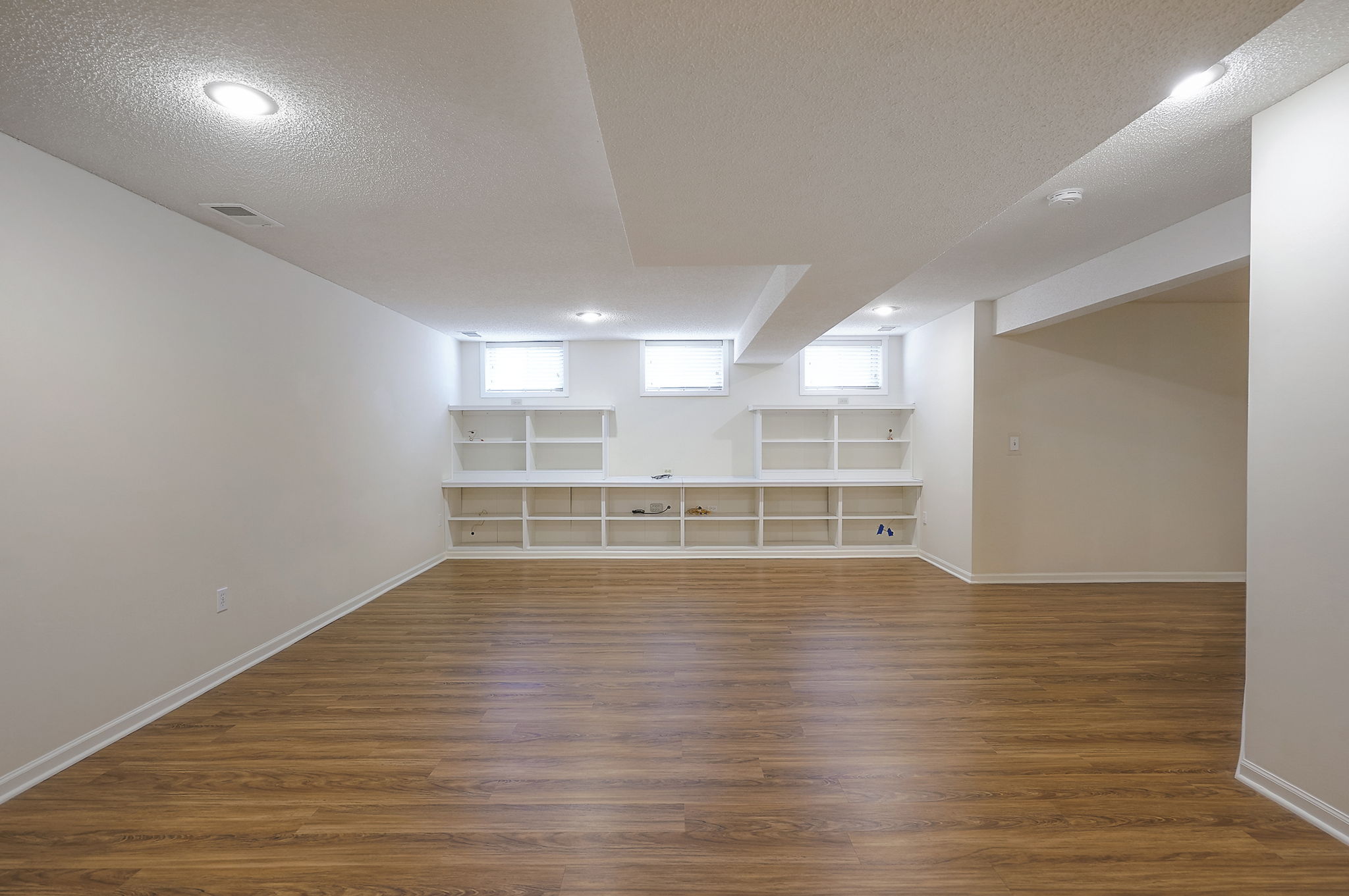  15223 Woodson Lane, Overland Park, KS 66223 - 物件實景