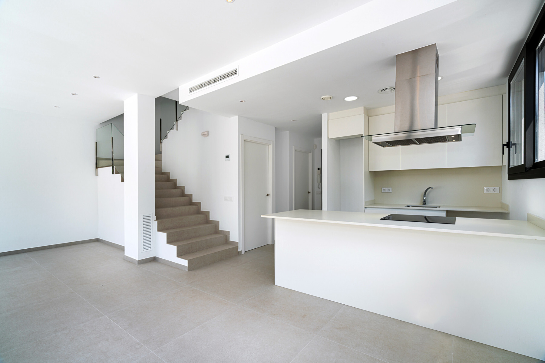  Newly built house in a privileged residential area near the beach - 物件實景