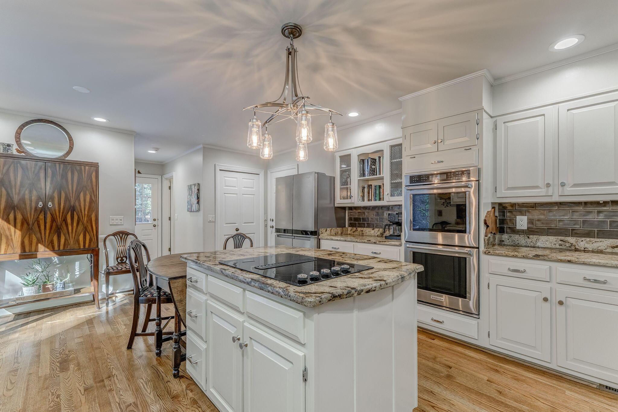 Dalton, Georgia, 30720, United States, 4 Bedrooms Bedrooms, ,4 BathroomsBathrooms,Residential,For Sale,1998245