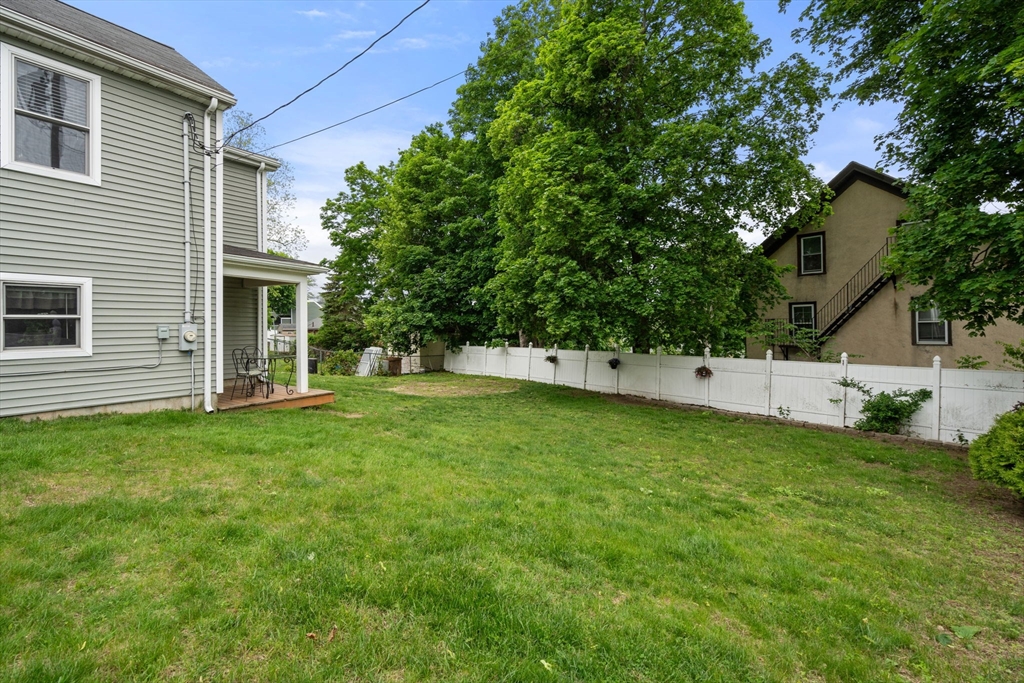 Wakefield, Massachusetts, 01880, United States, 5 Bedrooms Bedrooms, ,3 BathroomsBathrooms,Residential,For Sale,1837062