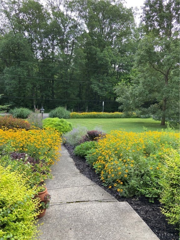 Bellbrook, Ohio, 45305, United States, 3 Bedrooms Bedrooms, ,2 BathroomsBathrooms,Residential,For Sale,2001982