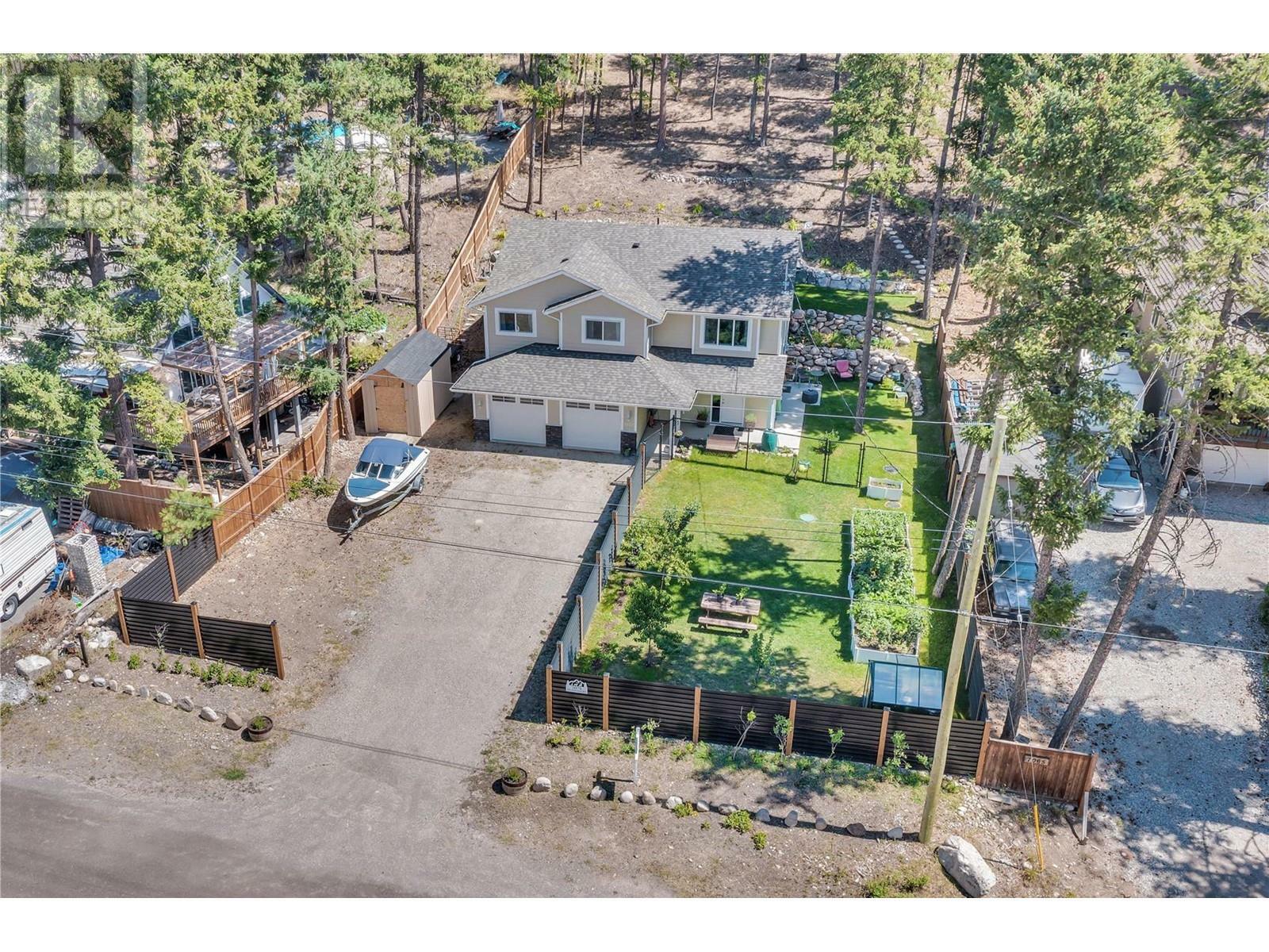 KELOWNA, British Columbia, V1Z 3W6, CA, 5 Bedrooms Bedrooms, ,3 BathroomsBathrooms,Residential,For Sale,1838987