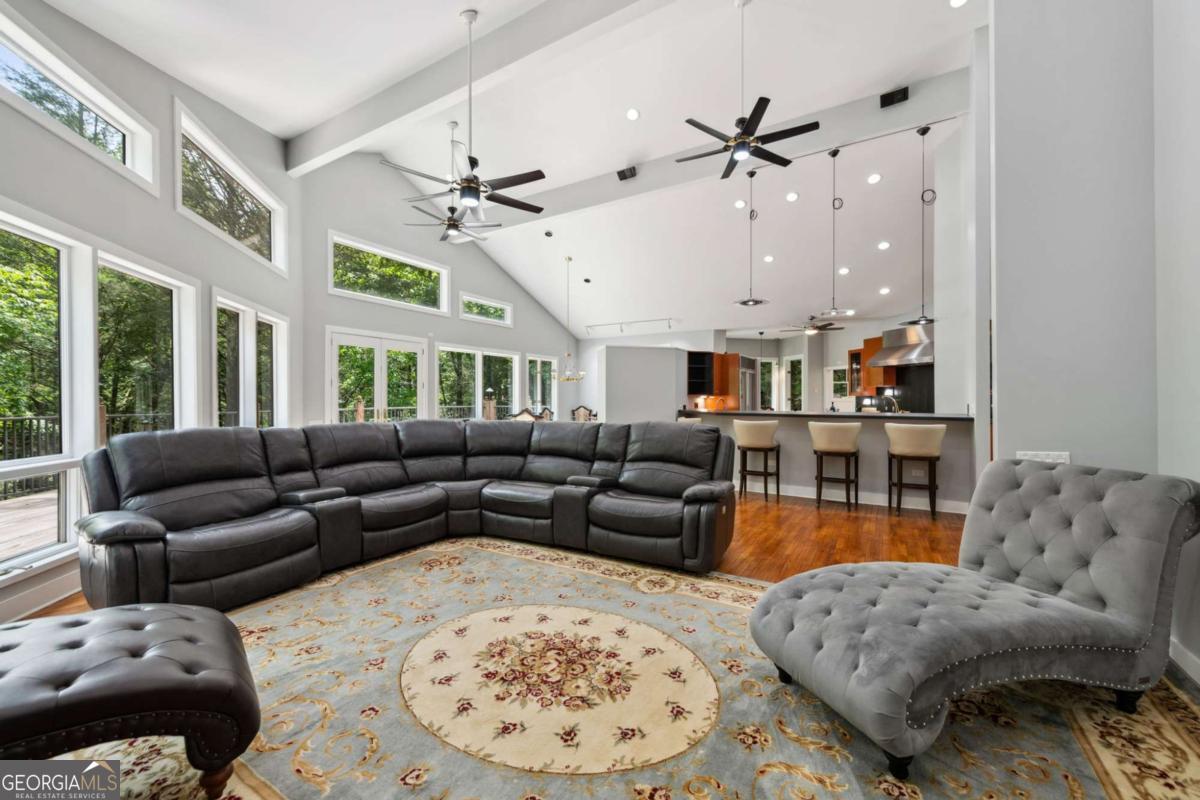 Ellijay, Georgia, 30540, United States, 5 Bedrooms Bedrooms, ,5 BathroomsBathrooms,Residential,For Sale,2016295