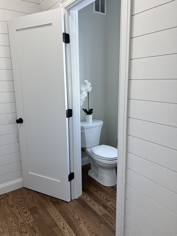 Worcester, Massachusetts, 01606, United States, 3 Bedrooms Bedrooms, ,3 BathroomsBathrooms,Residential,For Sale,1992999