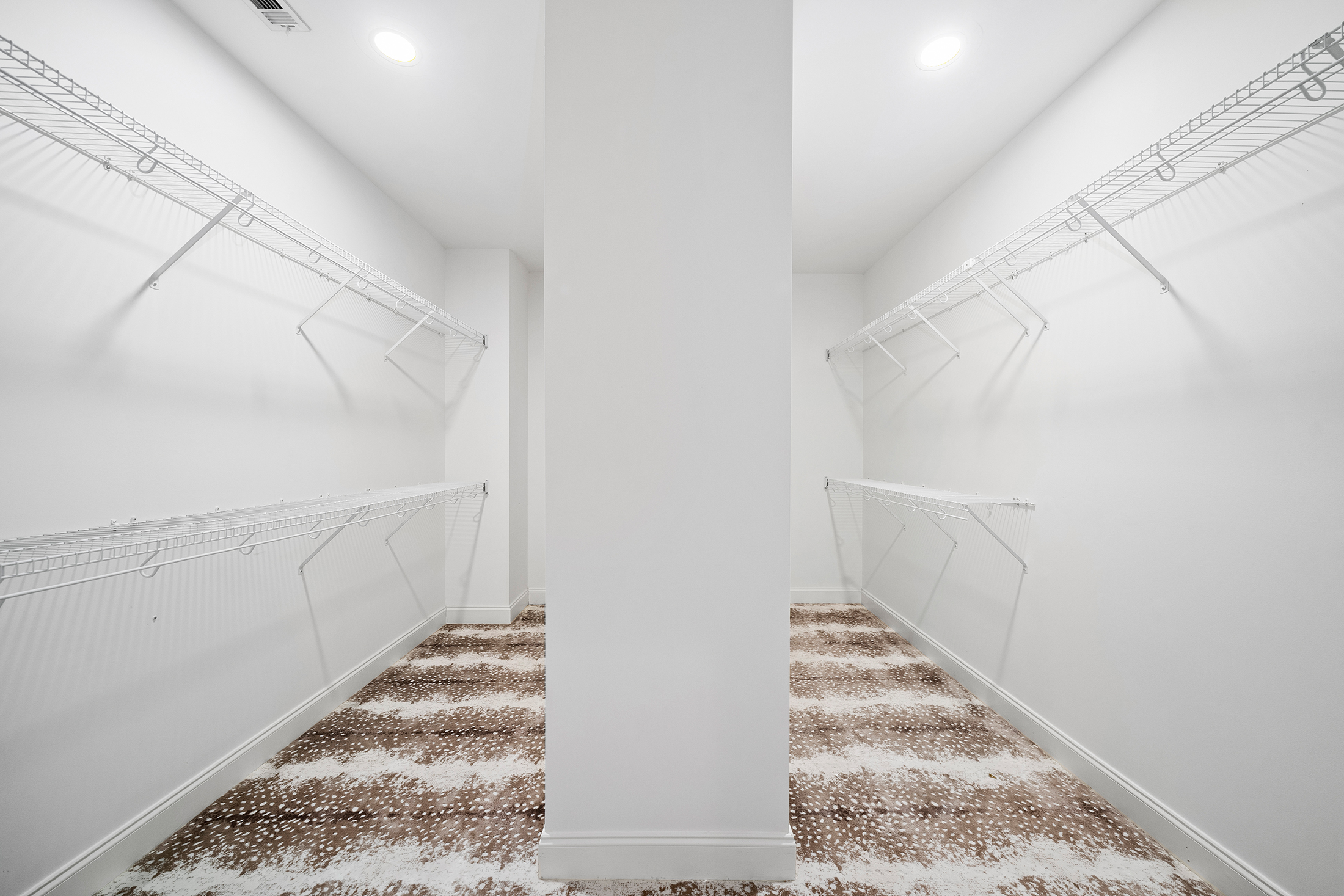  Space, Privacy, and Effortless Intown Access - 物件實景
