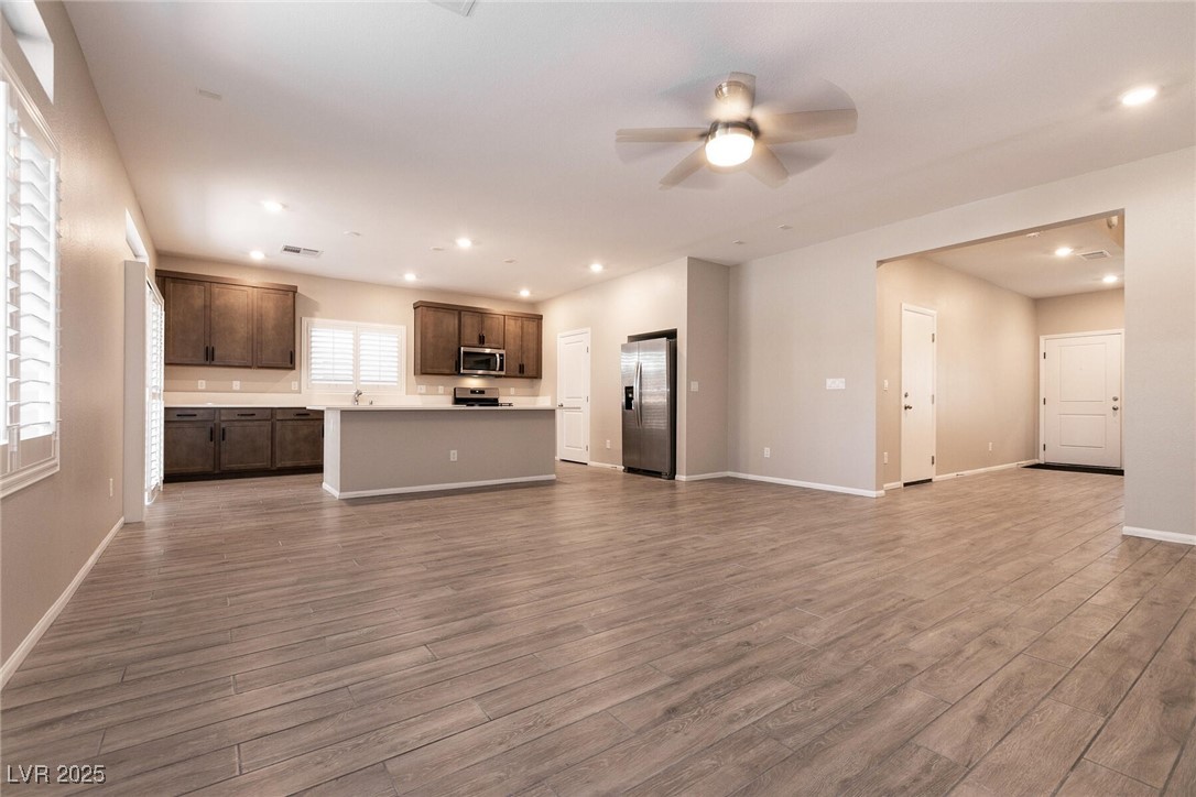 Las Vegas, Nevada, 89141, United States, 3 Bedrooms Bedrooms, ,2 BathroomsBathrooms,Residential,For Sale,1988109