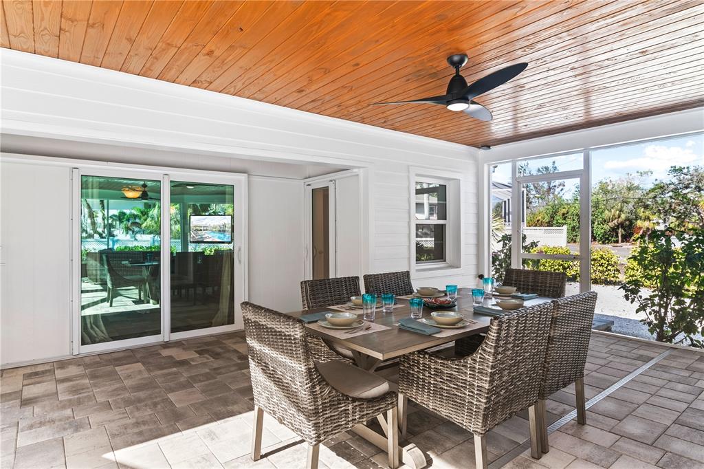 Sarasota, Florida, 34242, United States, 3 Bedrooms Bedrooms, ,2 BathroomsBathrooms,Residential,For Sale,1992857