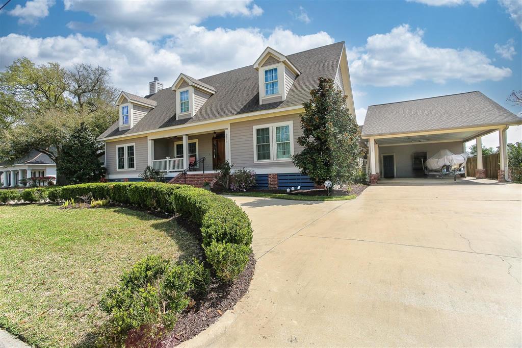 Lake Charles, Louisiana, 70601, United States, 3 Bedrooms Bedrooms, ,3 BathroomsBathrooms,Residential,For Sale,2024711