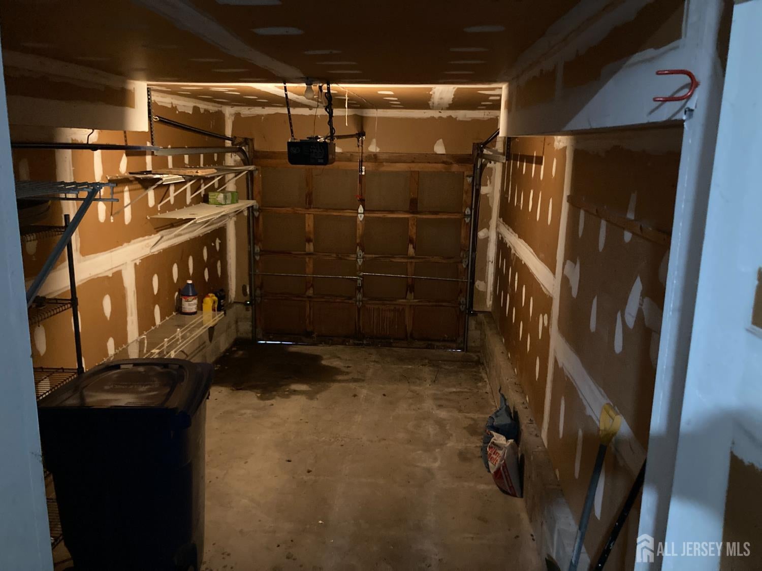 North Brunswick, New Jersey, 08902, United States, 3 Bedrooms Bedrooms, ,2 BathroomsBathrooms,Residential,For Sale,1999515