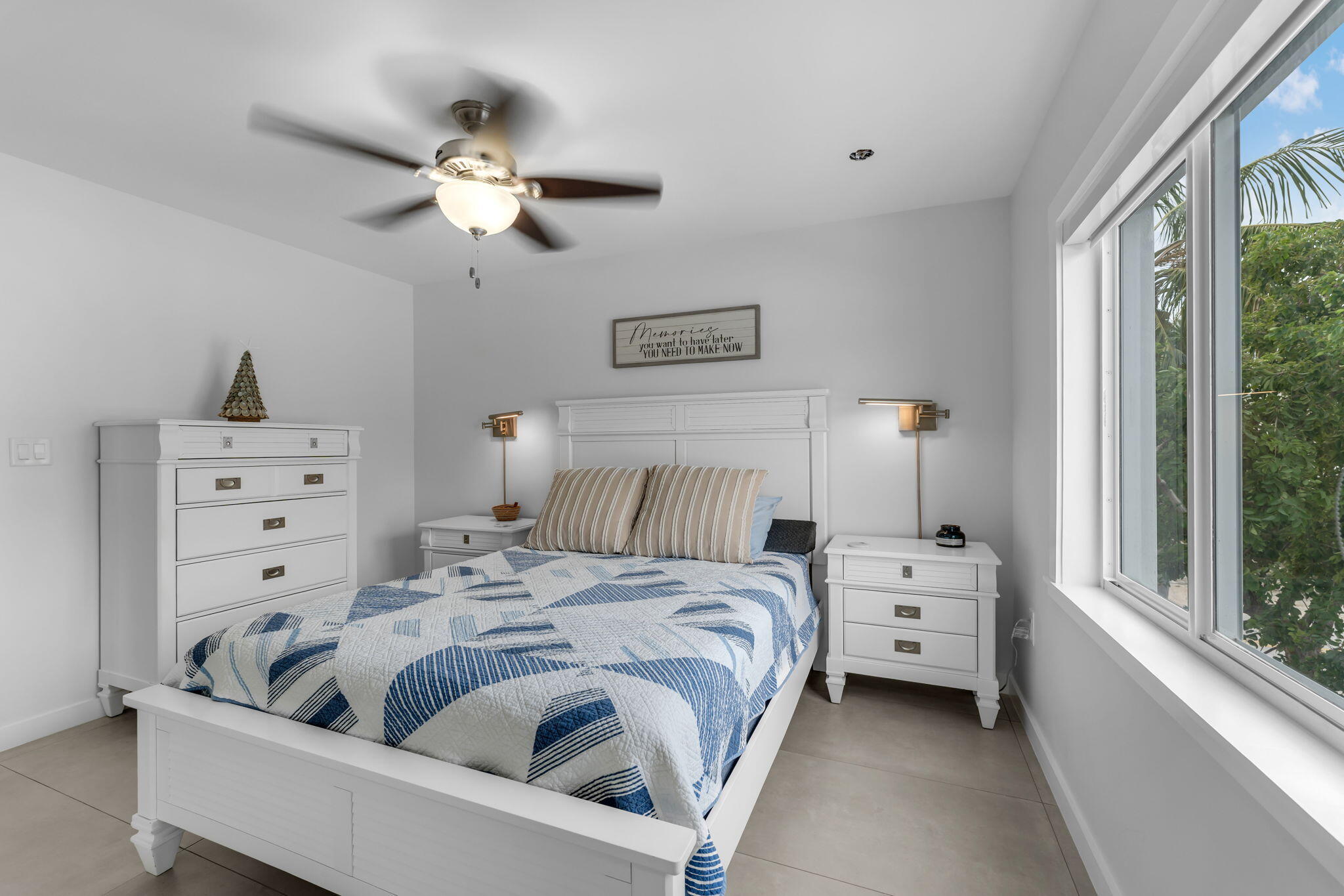 KEY LARGO, Florida, 33037, United States, 4 Bedrooms Bedrooms, ,3 BathroomsBathrooms,Residential,For Sale,1991909