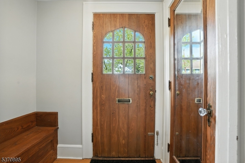 Maplewood Twp., New Jersey, 07040, United States, 4 Bedrooms Bedrooms, ,3 BathroomsBathrooms,Residential,For Sale,1940920