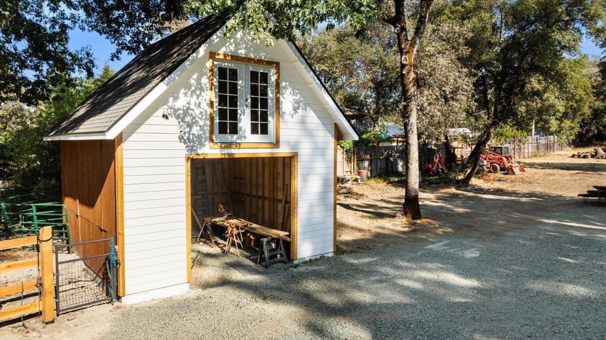 Nevada City, California, 95959, United States, 4 Bedrooms Bedrooms, ,2 BathroomsBathrooms,Residential,For Sale,1916710