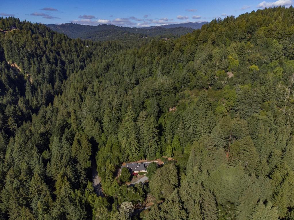 Scotts Valley, California, 95066, United States, 3 Bedrooms Bedrooms, ,3 BathroomsBathrooms,Residential,For Sale,1974309