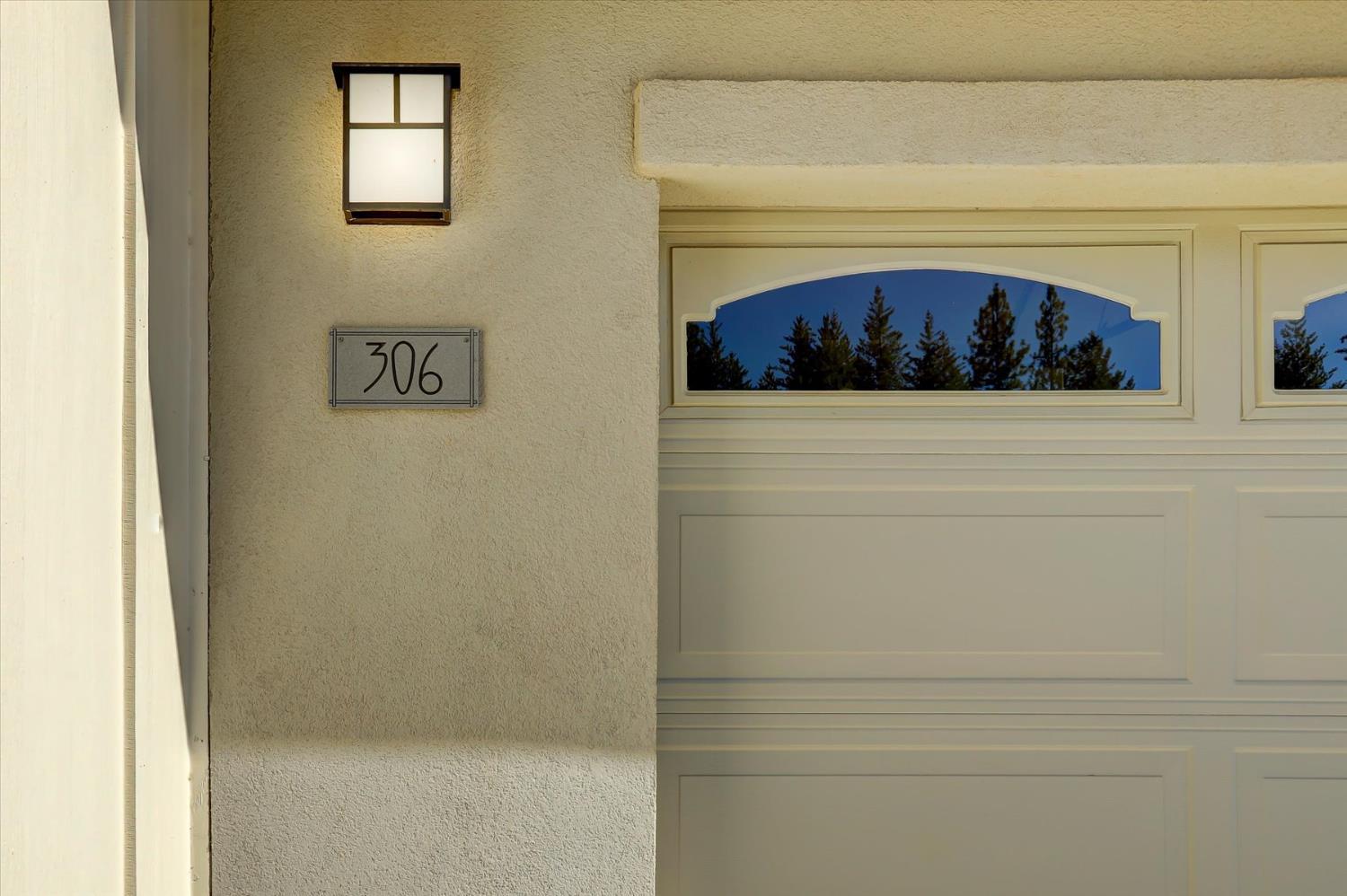 Grass Valley, California, 95945, United States, 4 Bedrooms Bedrooms, ,2 BathroomsBathrooms,Residential,For Sale,1937663