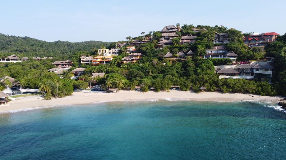 Zihuatanejo de Azueta, Guerrero, 40884, Mexico, 6 Bedrooms Bedrooms, ,10 BathroomsBathrooms,Residential,For Sale,1686440