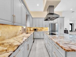 Plantation, Florida, 33325, United States, 5 Bedrooms Bedrooms, ,4 BathroomsBathrooms,Residential,For Sale,2005457