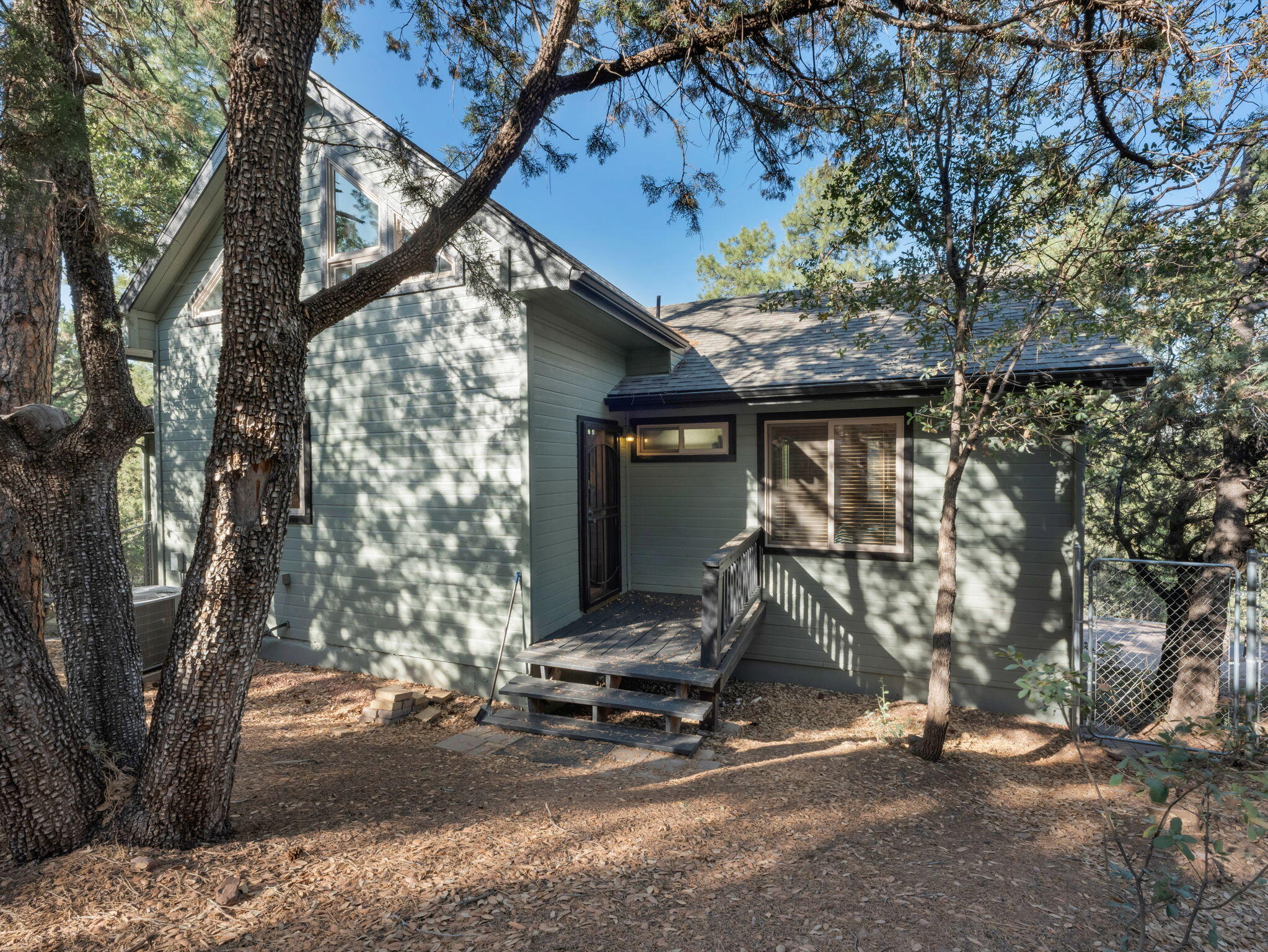 Pine, Arizona, 85544, United States, 3 Bedrooms Bedrooms, ,1 BathroomBathrooms,Residential,For Sale,1862408
