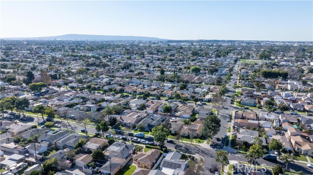 Long Beach, California, 90805, United States, 4 Bedrooms Bedrooms, ,2 BathroomsBathrooms,Residential,For Sale,2048127