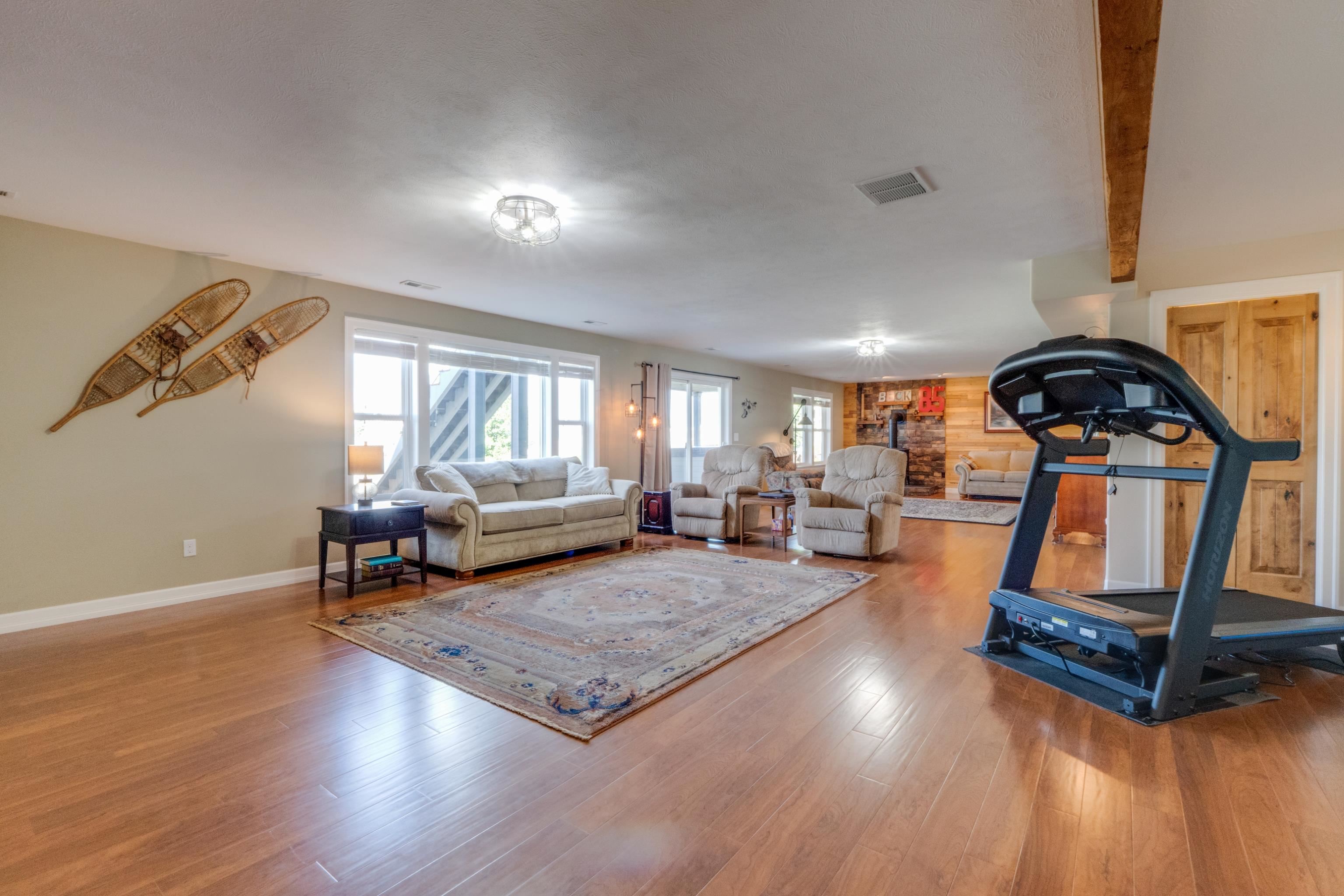 Spokane, Washington, 99208, United States, 4 Bedrooms Bedrooms, ,3 BathroomsBathrooms,Residential,For Sale,1901049