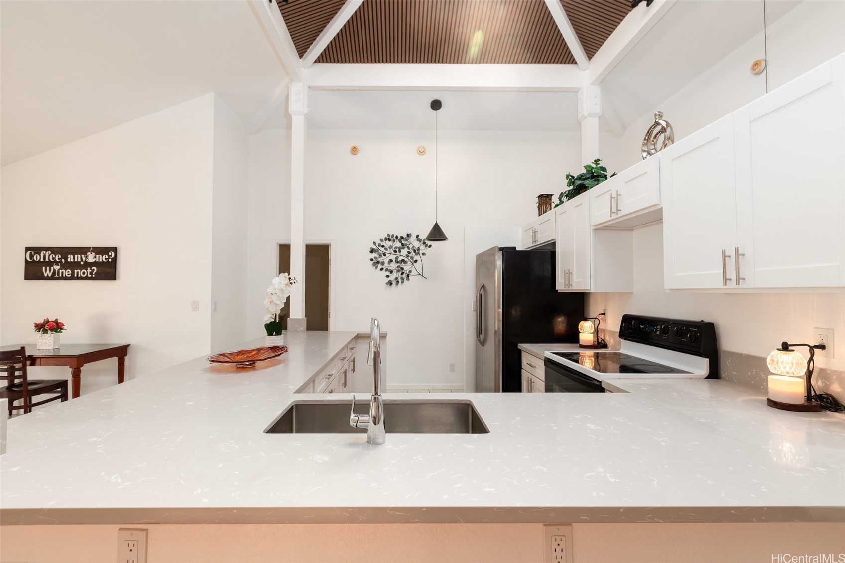 Mililani, Hawaii, 96789, United States, 4 Bedrooms Bedrooms, ,2 BathroomsBathrooms,Residential,For Sale,1949626