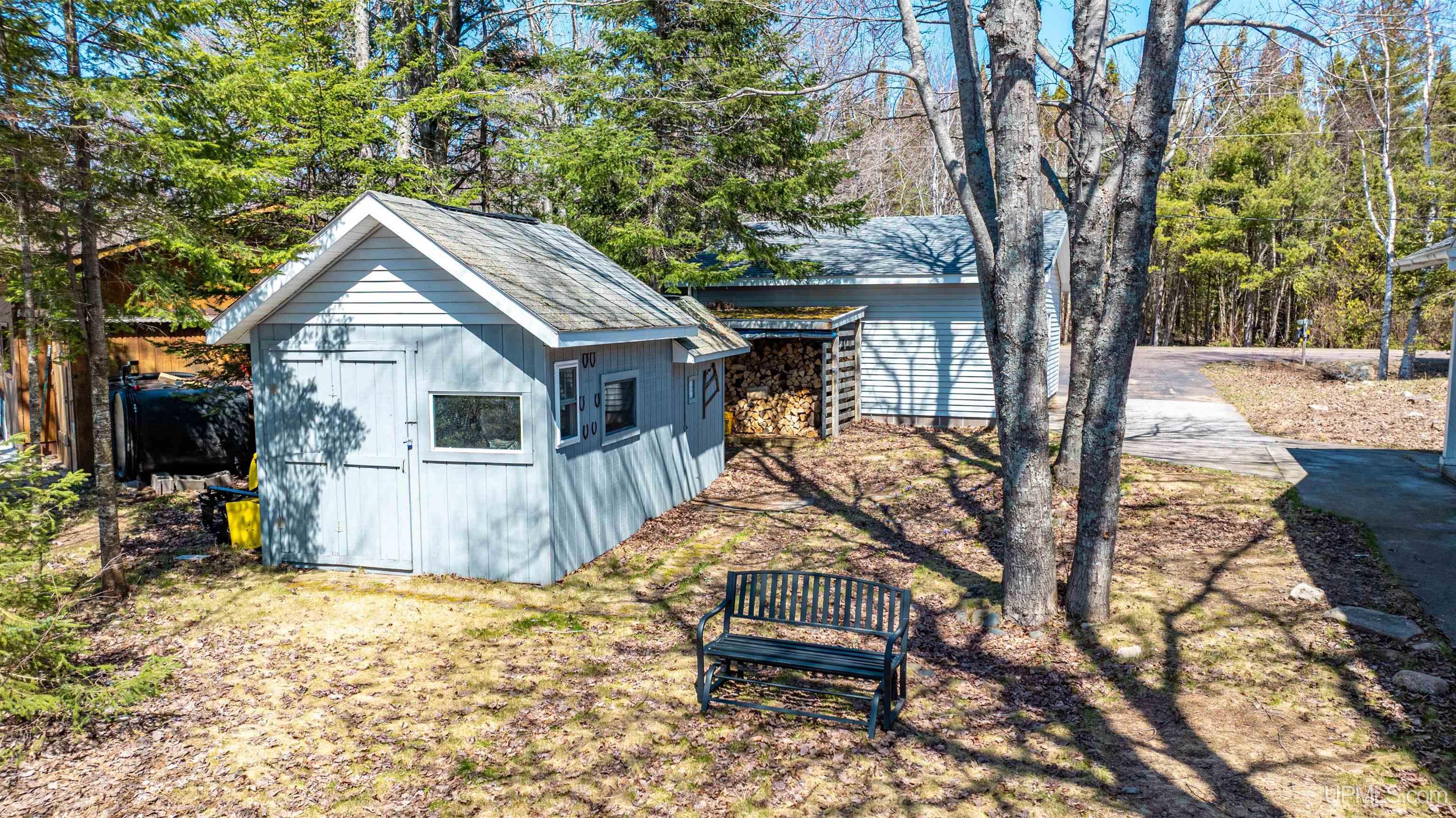 Lake Linden, Michigan, 49945, United States, 3 Bedrooms Bedrooms, ,3 BathroomsBathrooms,Residential,For Sale,1881345