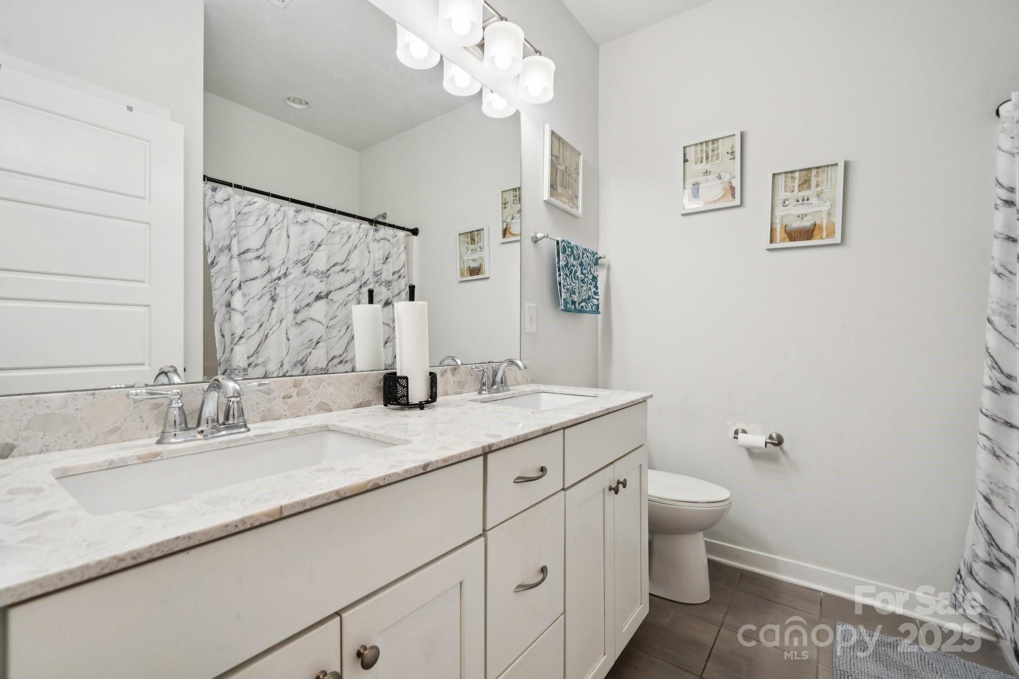 Clover, South Carolina, 29710, United States, 3 Bedrooms Bedrooms, ,2 BathroomsBathrooms,Residential,For Sale,1965516