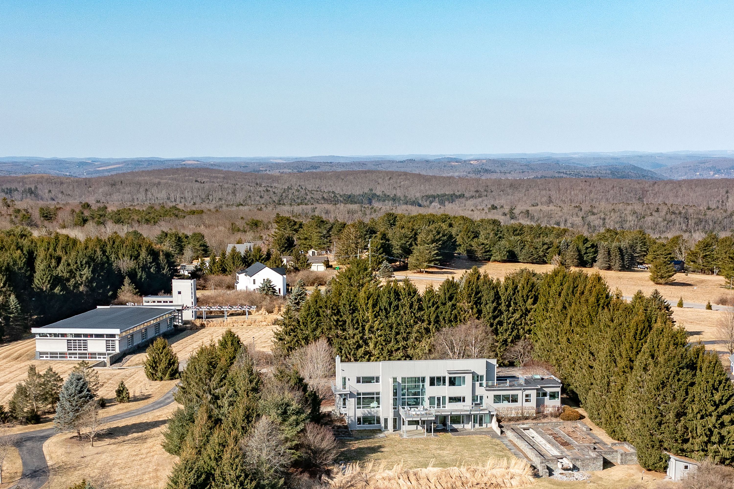 The Corning Glass House and Tennis House 
