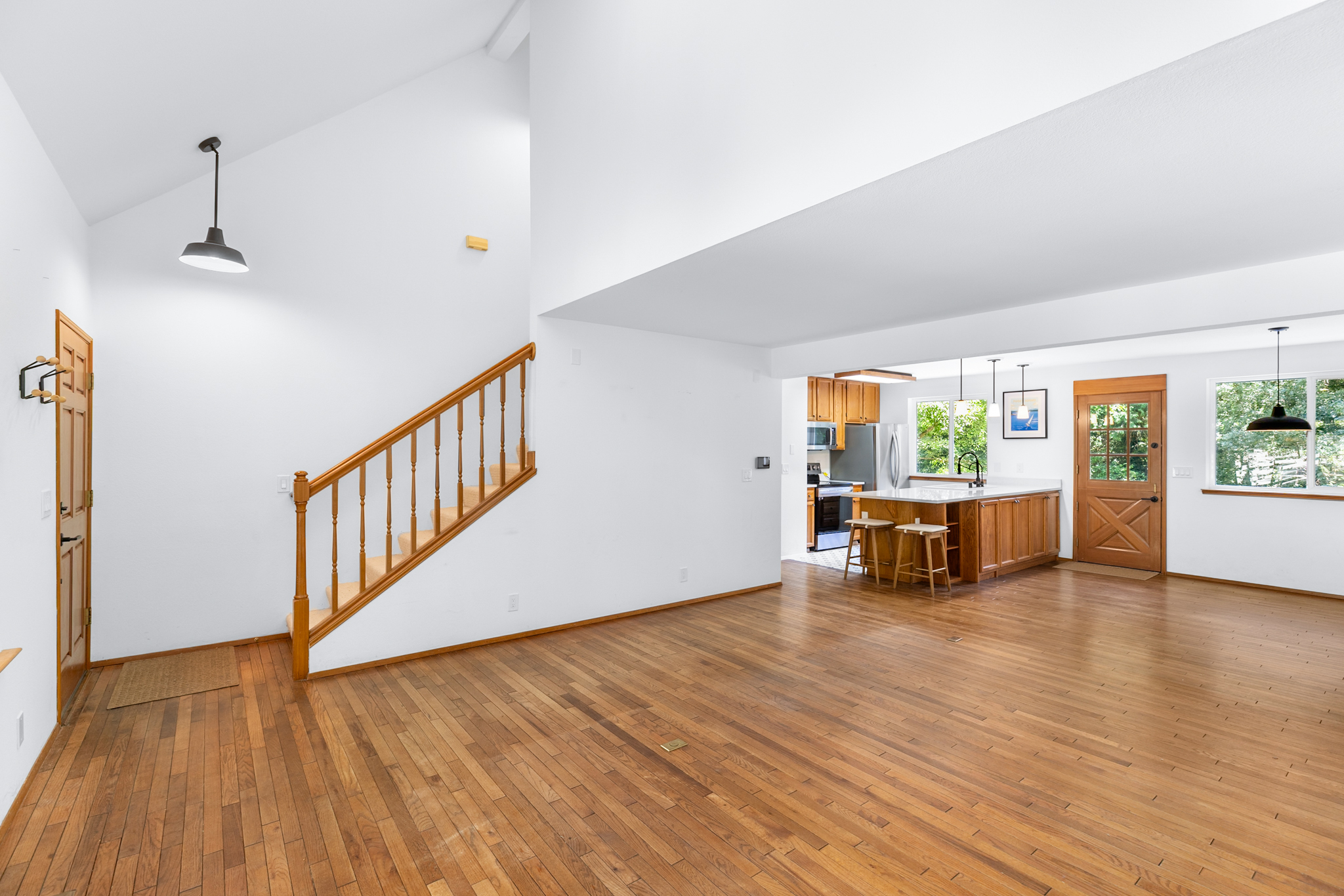  10095 NE Knight Rd, Bainbridge Island, WA 98110 - 物件實景