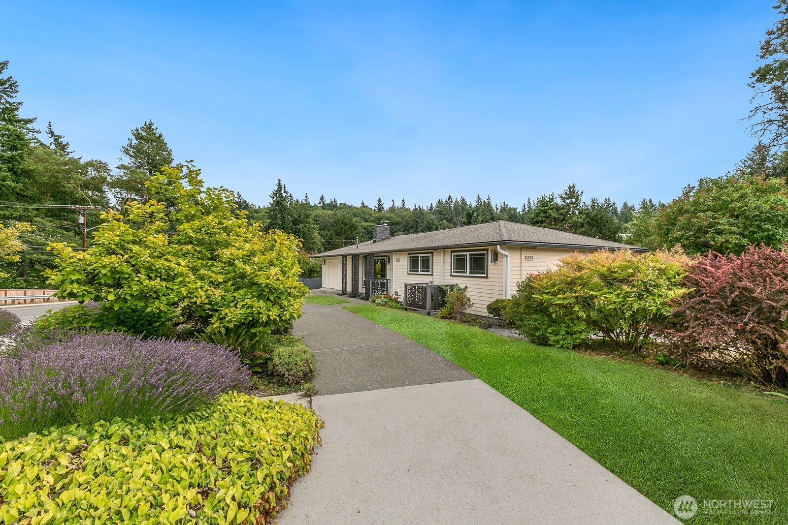 Bellevue, Washington, 98006, United States, 4 Bedrooms Bedrooms, ,1 BathroomBathrooms,Residential,For Sale,1913092