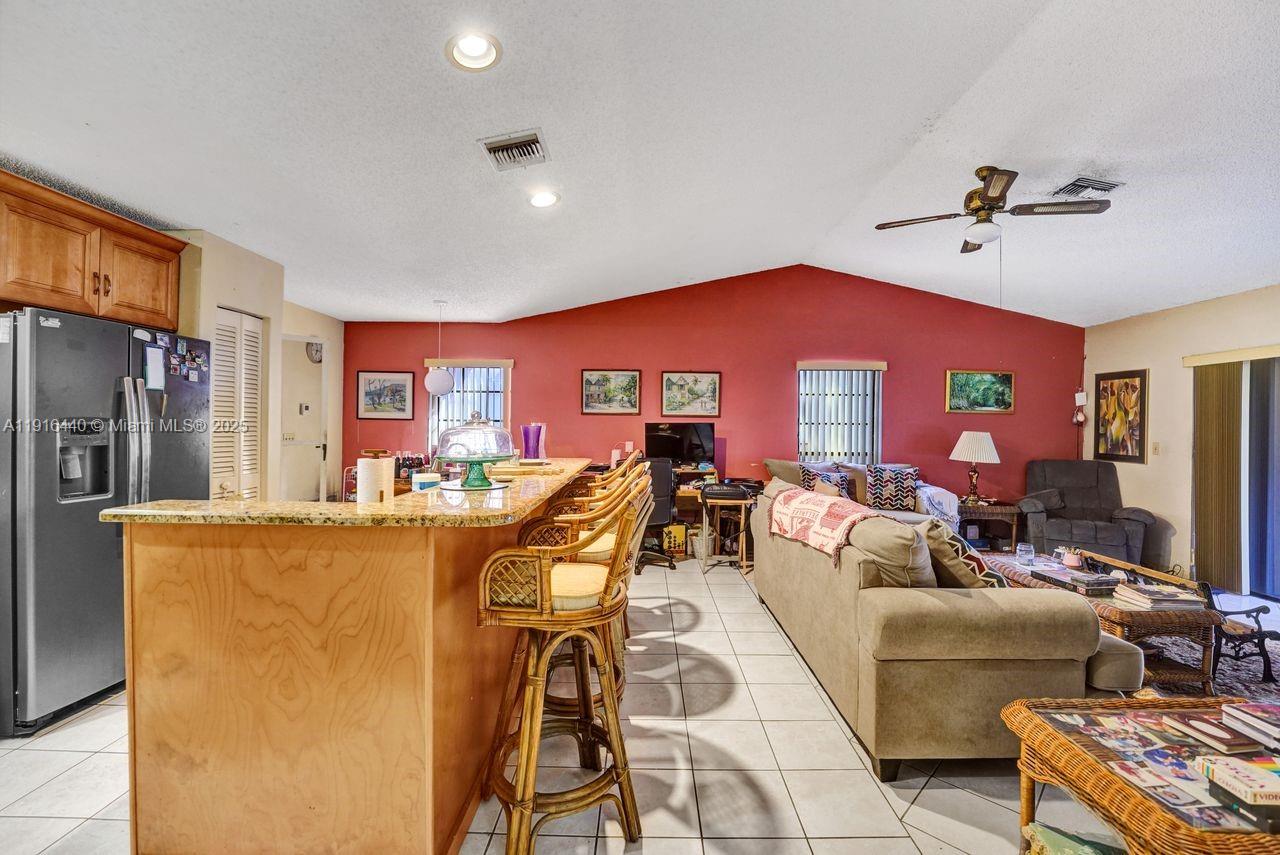 Miramar, Florida, 33025, United States, 3 Bedrooms Bedrooms, ,2 BathroomsBathrooms,Residential,For Sale,1996161