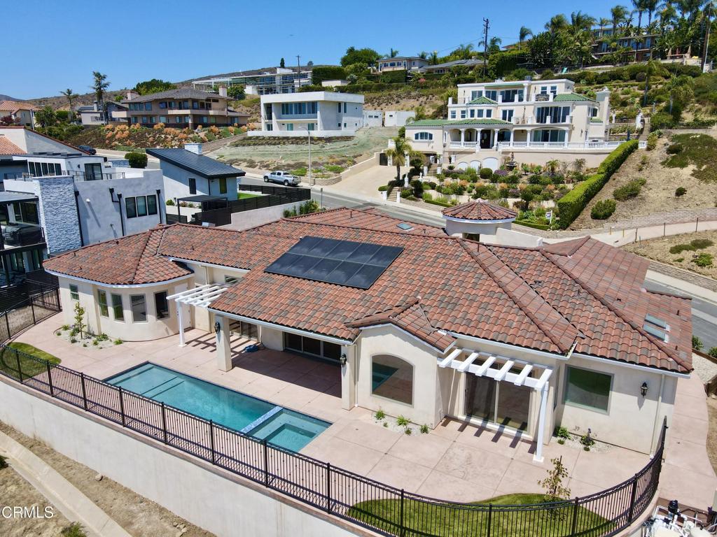 Ventura, California, 93003, United States, 4 Bedrooms Bedrooms, ,4 BathroomsBathrooms,Residential,For Sale,1912108
