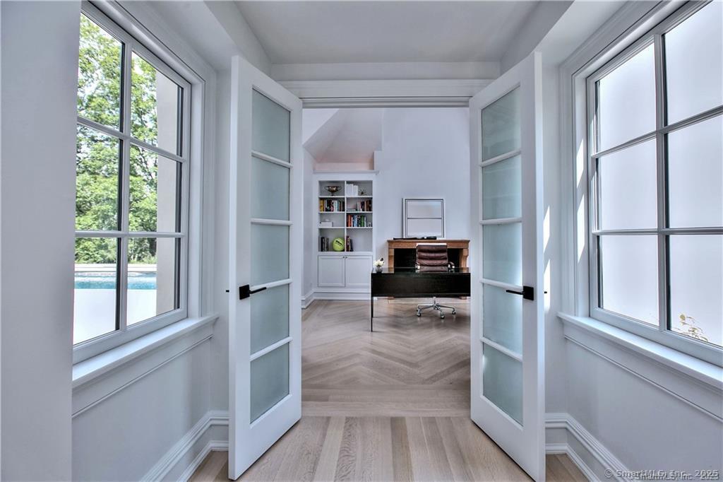 Westport, Connecticut, 06880, United States, 6 Bedrooms Bedrooms, ,7 BathroomsBathrooms,Residential,For Sale,1784417