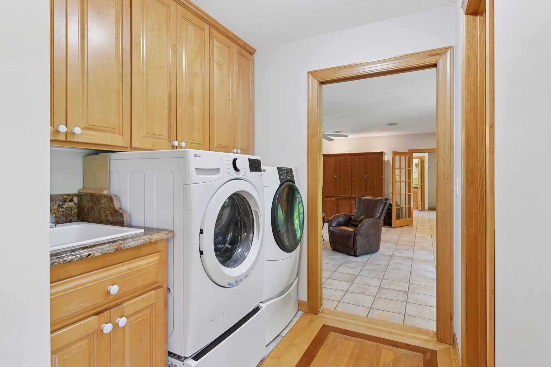 Minnetrista, Minnesota, 55364, United States, 3 Bedrooms Bedrooms, ,2 BathroomsBathrooms,Residential,For Sale,1902548