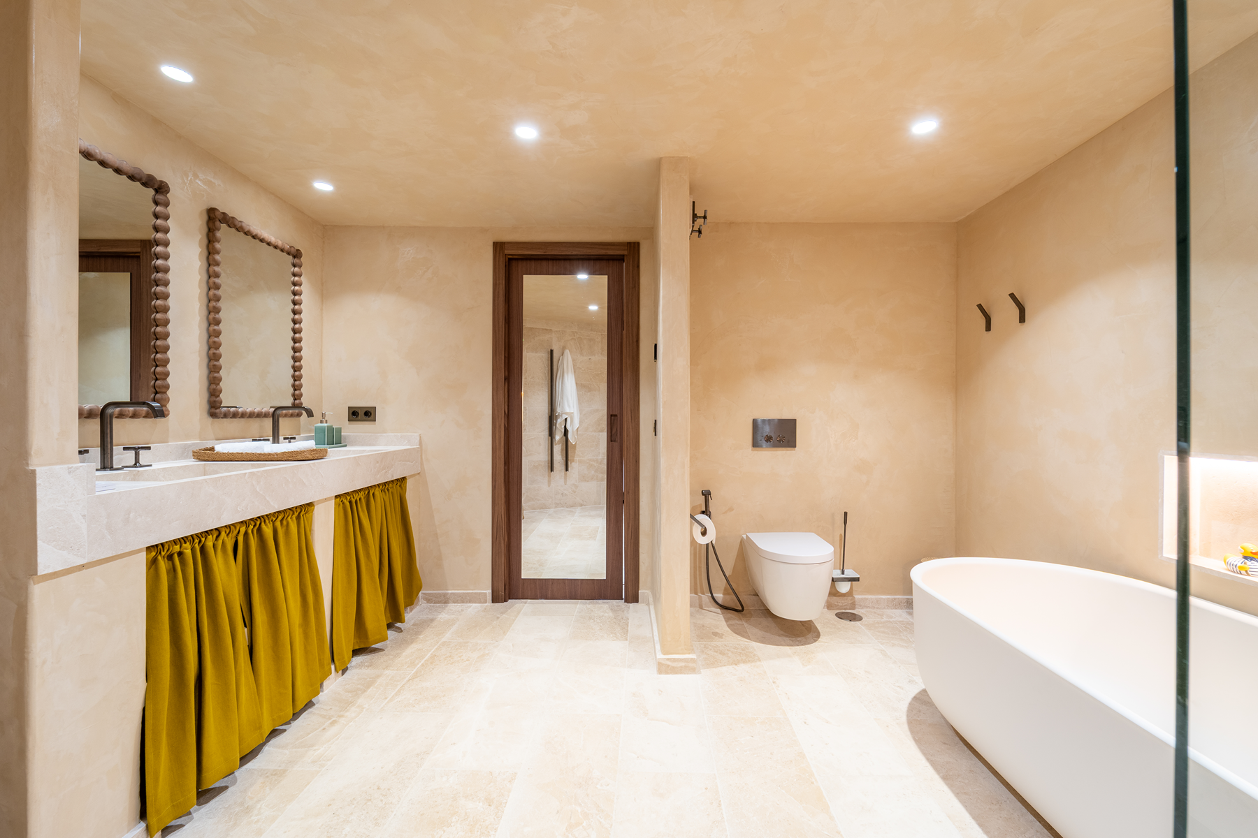  Artisan Masterpiece in an Exclusive Golden Mile Community - 物件實景