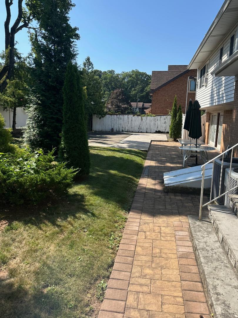 Staten Island, New York, 10314, United States, 4 Bedrooms Bedrooms, ,2 BathroomsBathrooms,Residential,For Sale,1914334