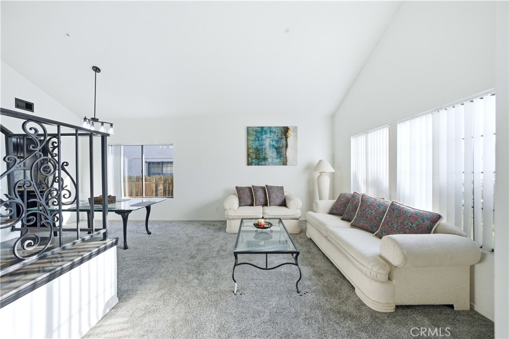 Fontana, California, 92336, United States, 3 Bedrooms Bedrooms, ,2 BathroomsBathrooms,Residential,For Sale,2028029