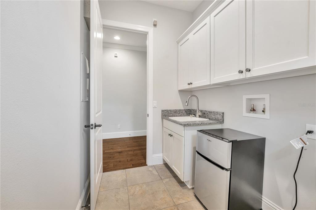 Winter Park, Florida, 32789, United States, 3 Bedrooms Bedrooms, ,3 BathroomsBathrooms,Residential,For Sale,1933203